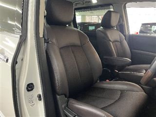 2022 NISSAN ELGRAND 250 Highway Star S Urban Chrome - One Owner photo 4