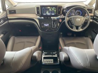 2021 NISSAN ELGRAND 250 Highway Star S photo 4
