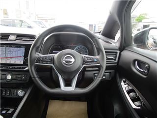 2021 NISSAN LEAF e+X photo 4