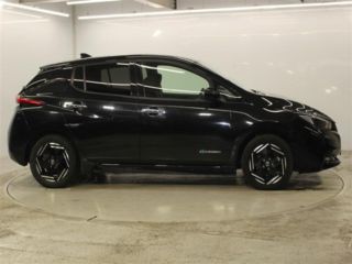 2022 NISSAN LEAF X photo 4