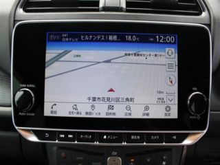 2022 NISSAN LEAF e+ X photo 2