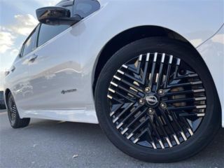 2022 NISSAN LEAF XV Selection photo 5