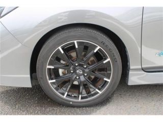 2022 NISSAN LEAF Nismo photo 4