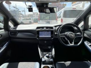 2022 NISSAN LEAF Autech photo 3