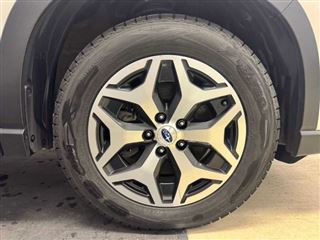 2024 SUBARU FORESTER Touring photo 5