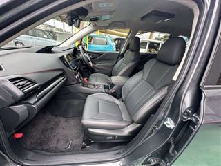 2025 SUBARU FORESTER 2.0 X-Break 4WD Aftermarket Navigation System Rear Flip-Down Screen photo 3