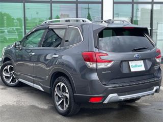 2021 SUBARU FORESTER Advance 4WD photo 2