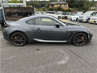 2021 SUBARU BRZ STI Sport F6 manual transmission car with Brembo gold calipers. photo 5