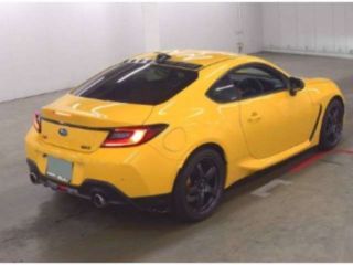 2025 SUBARU BRZ Yellow Edition photo 5