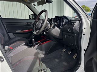 2024 SUZUKI SWIFT Sports photo 5