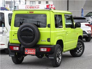 2022 SUZUKI JIMNY XC, 5MT, one-owner vehicle, purchased from the previous owner. photo 5