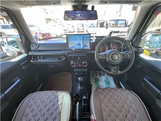 2024 SUZUKI JIMNY XC, aftermarket 10-inch digital display, CarPlay, backup camera, digital rearview mirror, ETC photo 3