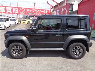 2023 SUZUKI JIMNY SIERRA JC ★ 1 Owner ★ User Purchased Vehicle ★ 8-inch Navigation TV ★ Optional Tire Covers photo 5