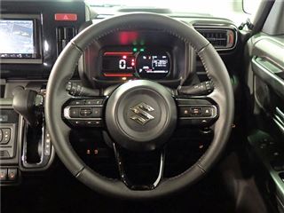 2024 SUZUKI SPACIA GEAR Hybrid XZ ◆ Aftermarket navigation system ◆ Backup camera ◆ LED lights ◆ Dual power sliding doors ◆ Seat heaters photo 4