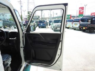 2025 SUZUKI SPACIA GEAR Hybrid XZ 4WD with all-around monitor (9-inch) photo 4