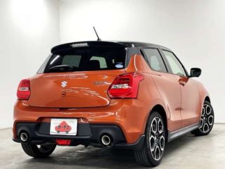 2021 SUZUKI SWIFT Sports photo 2