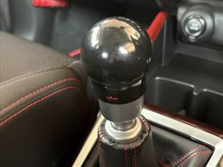 2024 SUZUKI SWIFT Sports ★ Late Model ★ Two-tone ★ 6-speed MT ★ Safety S ★ Muffler photo 3