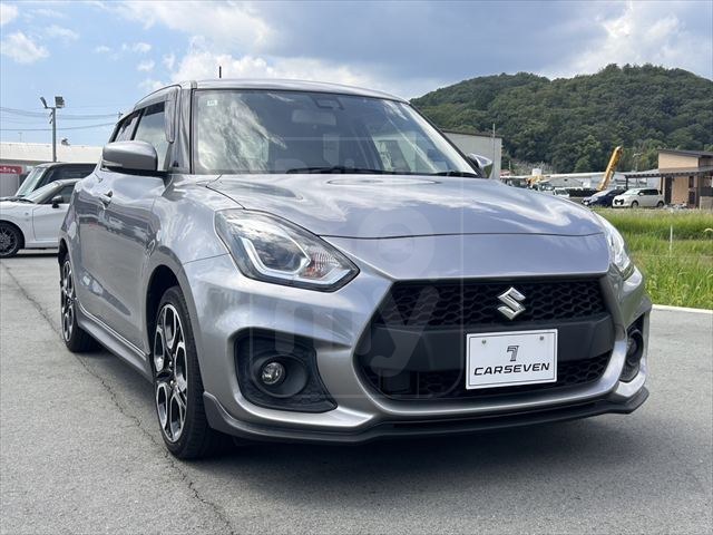 2022 SUZUKI SWIFT Sports car, 6-speed manual transmission, one owner.