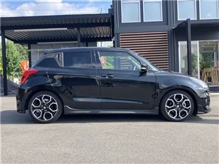 2024 SUZUKI SWIFT photo 4
