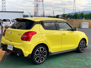 2023 SUZUKI SWIFT Sports photo 2