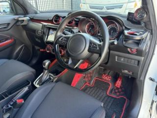 2023 SUZUKI SWIFT Base grade photo 3