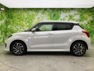 2022 SUZUKI SWIFT RS photo 2