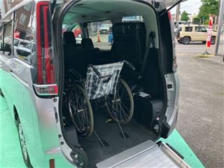2021 TOYOTA NOAH X Wheelchair-accessible vehicle, ramp type, Type 2, with third row seat. photo 4