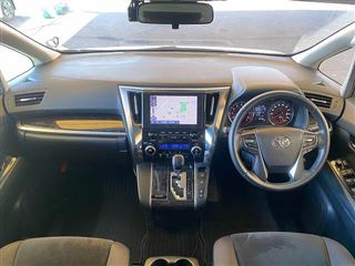 2021 TOYOTA VELLFIRE Z photo 2