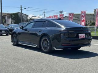 2024 TOYOTA CROWN Z Black Package Sedan photo 2