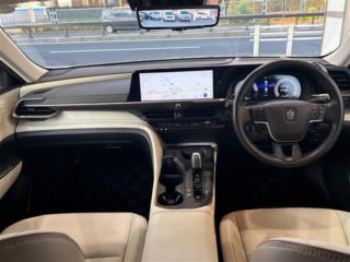 2024 TOYOTA CROWN CROSSOVER G Advanced Leather Package 4WD photo 3
