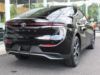 2025 TOYOTA CROWN CROSSOVER G 4WD photo 5