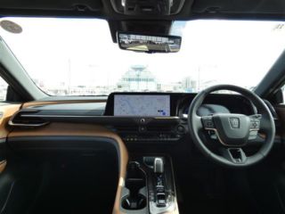 2024 TOYOTA CROWN CROSSOVER 2.5 Z 4WD photo 2