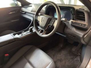 2024 TOYOTA CROWN CROSSOVER G Advanced Leather 4WD photo 5