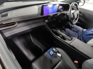2022 TOYOTA CROWN CROSSOVER G Advanced Leather Pack photo 3
