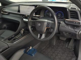2022 TOYOTA CROWN CROSSOVER G Advanced Leather Packaging photo 3
