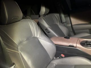 2022 TOYOTA CROWN CROSSOVER G Advanced Leather Packaging photo 3