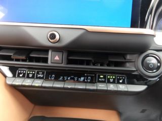 2023 TOYOTA CROWN SPORT Z photo 4