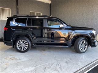 2026 TOYOTA LAND CRUISER ZX / Modellista Aero / JBL / COOLBOX / Rear Entertainment photo 4