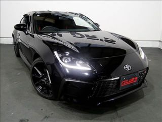 2025 TOYOTA GR86 RZ photo 2