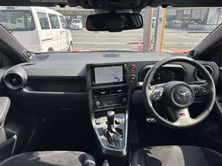 2025 TOYOTA GR YARIS 1.6 RZ High Performance 4WD Genuine Display Audio photo 5
