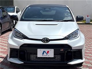 2025 TOYOTA GR YARIS RZ High Performance + Aero Performance Package photo 5