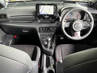 2023 TOYOTA GR YARIS 1.6 RZ High Performance 4WD photo 3