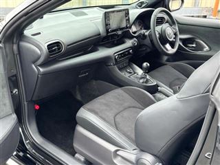 2023 TOYOTA GR YARIS 1.6 RZ High Performance 4WD photo 4