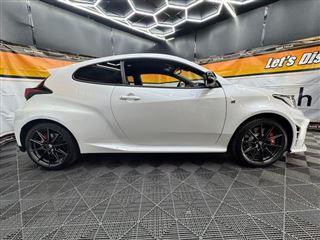 2024 TOYOTA GR YARIS RZ High Performance 4WD photo 4