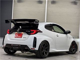 2021 TOYOTA GR YARIS RZ High Performance photo 2