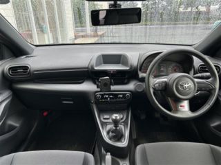 2024 TOYOTA GR YARIS RC 4WD photo 3