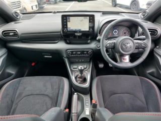 2021 TOYOTA GR YARIS RZ High Performance First Edition 4WD photo 3