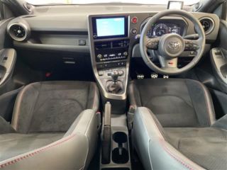 2025 TOYOTA GR YARIS RZ High Performance 4WD photo 4