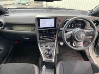 2025 TOYOTA GR YARIS RZ High Performance 4WD photo 4