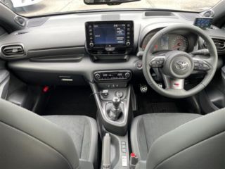 2024 TOYOTA GR YARIS RZ High Performance 4WD photo 3